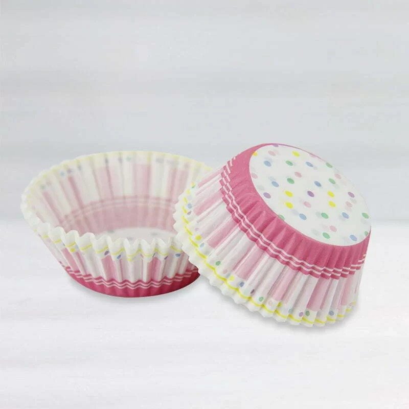 40 cupcake cups - Dots