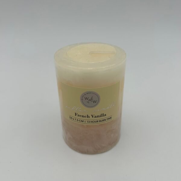 PILLAR CANDLE IN TONE COLOUR/FRENCH VANILLA 5x7.5cm